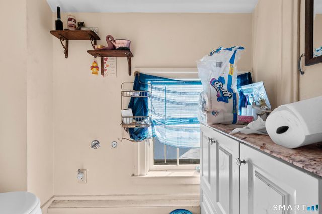 121 Cedar Street, Norwich, CT 06360