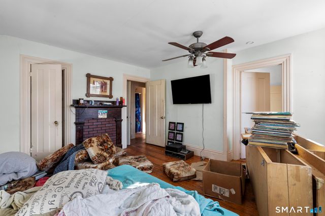 121 Cedar Street, Norwich, CT 06360