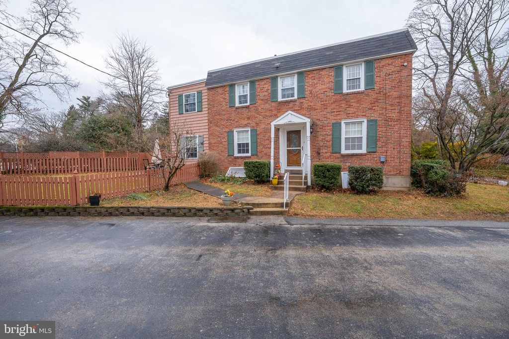 62 SCHILLER AVE, Narberth, PA 19072