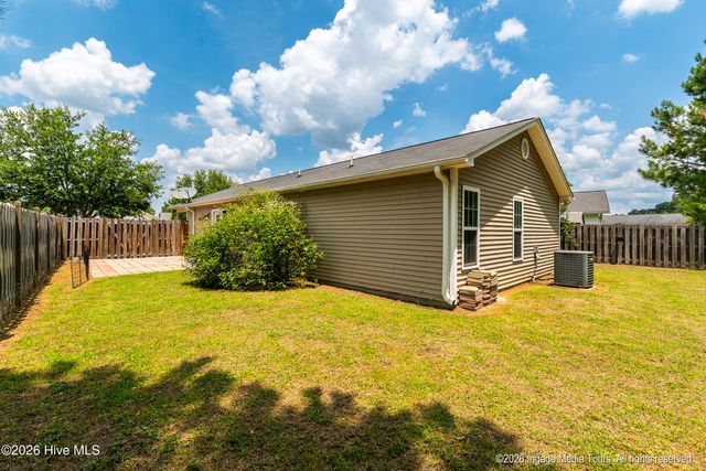 1809 Gretna Drive, Greenville, NC 27834