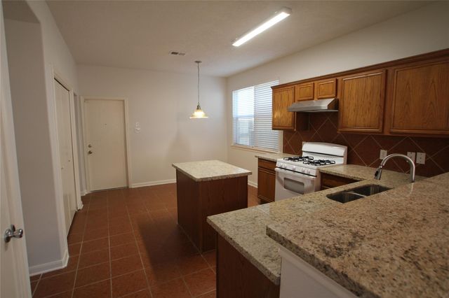 814 Forest Thicket Lane, Houston, TX 77067