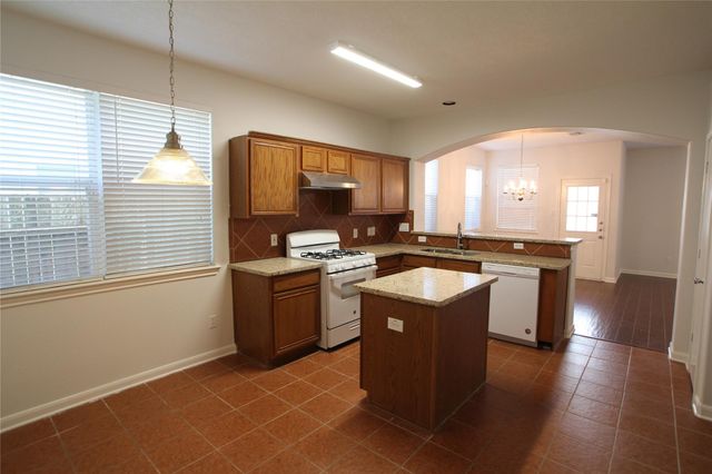 814 Forest Thicket Lane, Houston, TX 77067