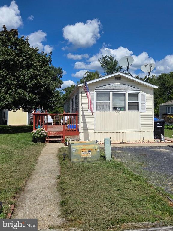 928 BLACKBERRY DR, MULLICA HILL, NJ 08062 — exterior