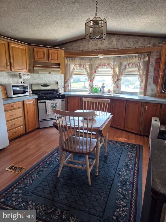928 BLACKBERRY DR, MULLICA HILL, NJ 08062 — photo 4