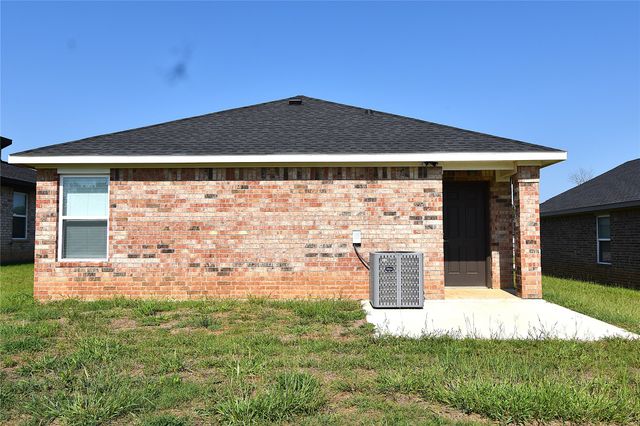 832 Elm Street, Seminole, OK 74868