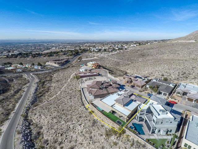 440 MAJESTIC MOUNTAIN Drive, El Paso, TX 79912