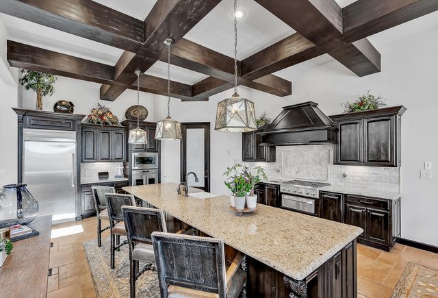 440 MAJESTIC MOUNTAIN Drive, El Paso, TX 79912