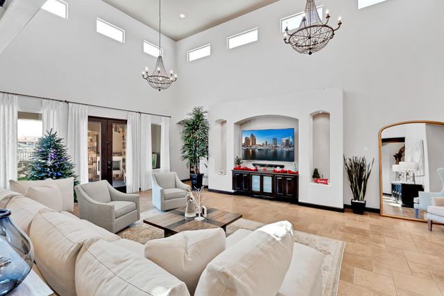 440 MAJESTIC MOUNTAIN Drive, El Paso, TX 79912