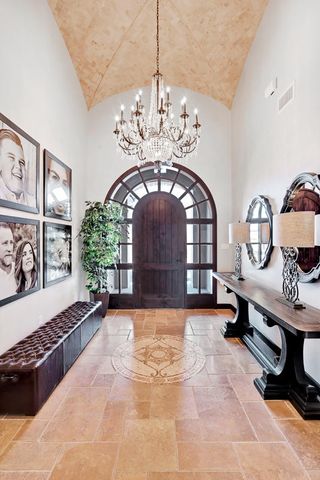 440 MAJESTIC MOUNTAIN Drive, El Paso, TX 79912