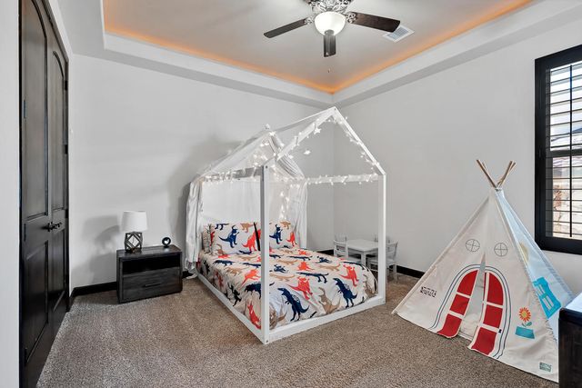 440 MAJESTIC MOUNTAIN Drive, El Paso, TX 79912