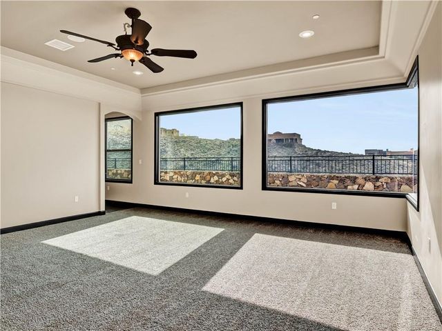 440 MAJESTIC MOUNTAIN Drive, El Paso, TX 79912