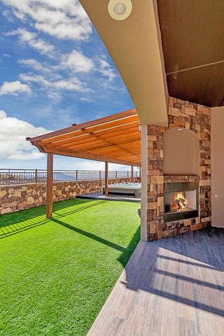 440 MAJESTIC MOUNTAIN Drive, El Paso, TX 79912