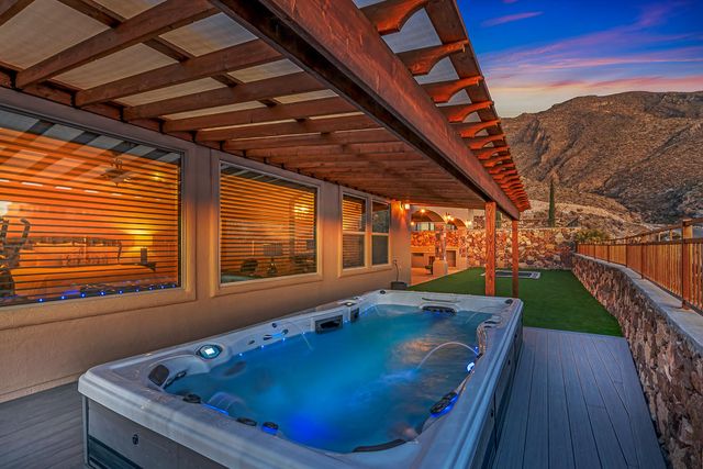 440 MAJESTIC MOUNTAIN Drive, El Paso, TX 79912