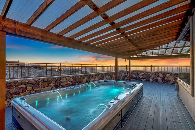 440 MAJESTIC MOUNTAIN Drive, El Paso, TX 79912