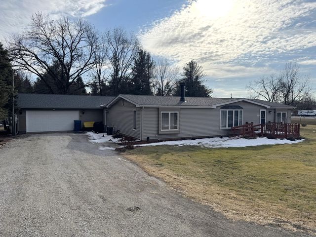 25 E Carter Street, Wheatfield, IN 46392