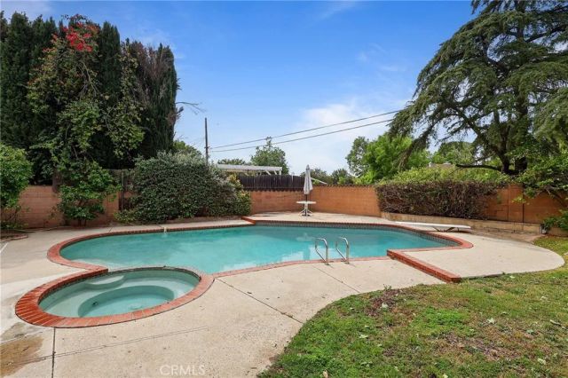 9831 Quartz, Chatsworth, CA 91311