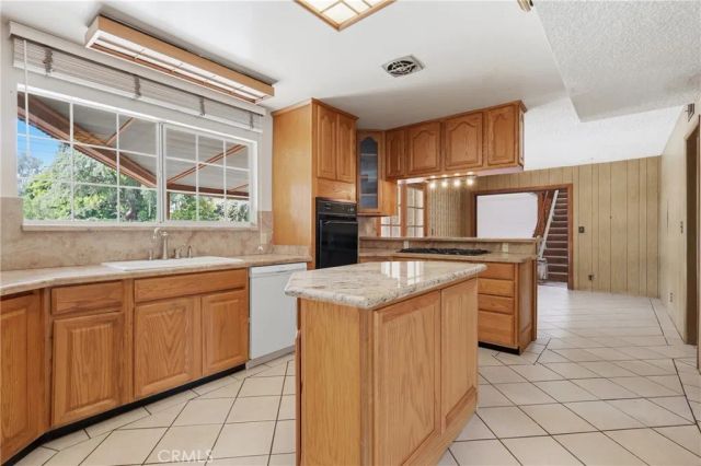 9831 Quartz, Chatsworth, CA 91311