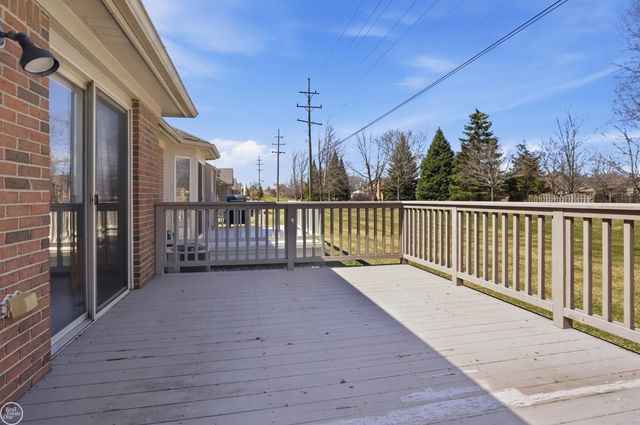 28033 Cotton Creek Drive, Chesterfield Twp, MI 48047