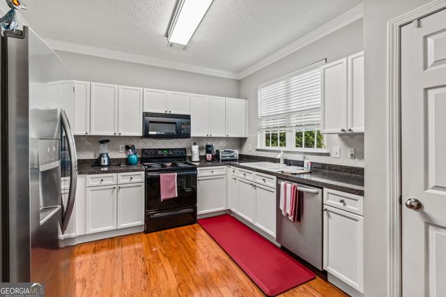 4830 Zephyr Cove Place, Flowery Branch, GA 30542