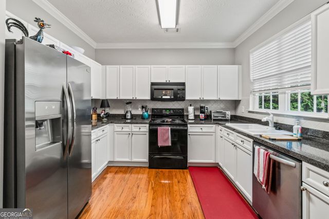 4830 Zephyr Cove Place, Flowery Branch, GA 30542