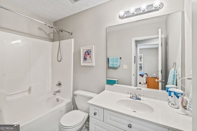 4830 Zephyr Cove Place, Flowery Branch, GA 30542