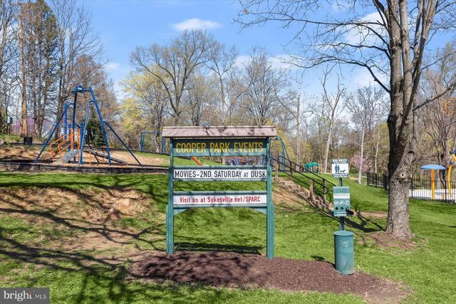 6452 KNIGHT DR, Eldersburg, MD 21784