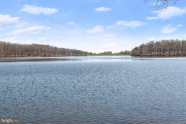 6452 KNIGHT DR, Eldersburg, MD 21784