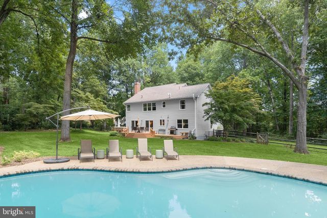 6452 KNIGHT DR, Eldersburg, MD 21784