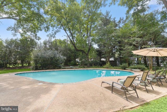 6452 KNIGHT DR, Eldersburg, MD 21784