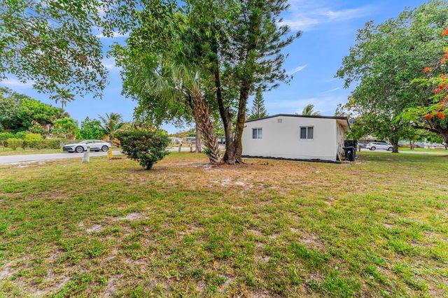 1131 NW 18th Avenue, Fort Lauderdale, FL 33311