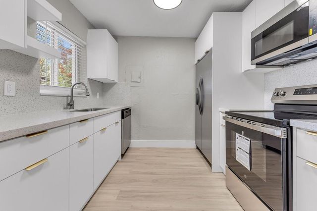 1131 NW 18th Avenue, Fort Lauderdale, FL 33311