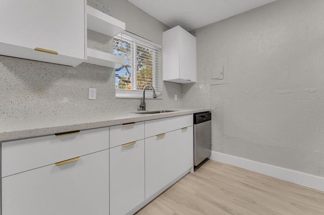 1131 NW 18th Avenue, Fort Lauderdale, FL 33311