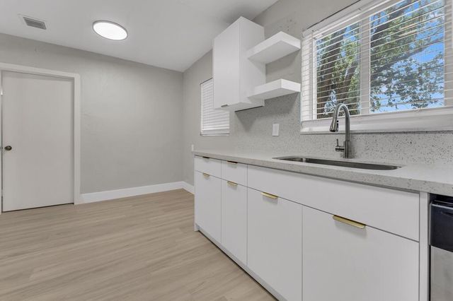 1131 NW 18th Avenue, Fort Lauderdale, FL 33311