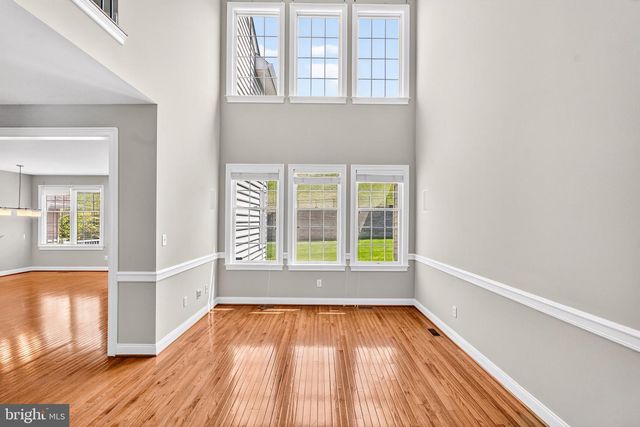 49 SLOAN RD, West Chester, PA 19382