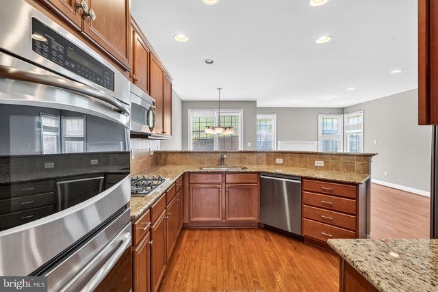 49 SLOAN RD, West Chester, PA 19382