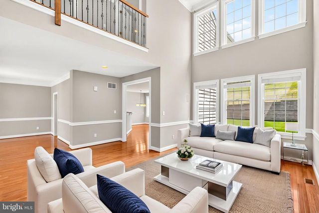 49 SLOAN RD, West Chester, PA 19382