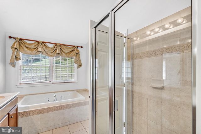 49 SLOAN RD, West Chester, PA 19382