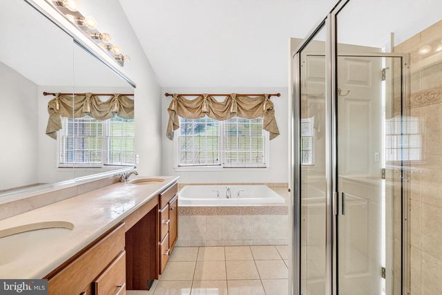 49 SLOAN RD, West Chester, PA 19382