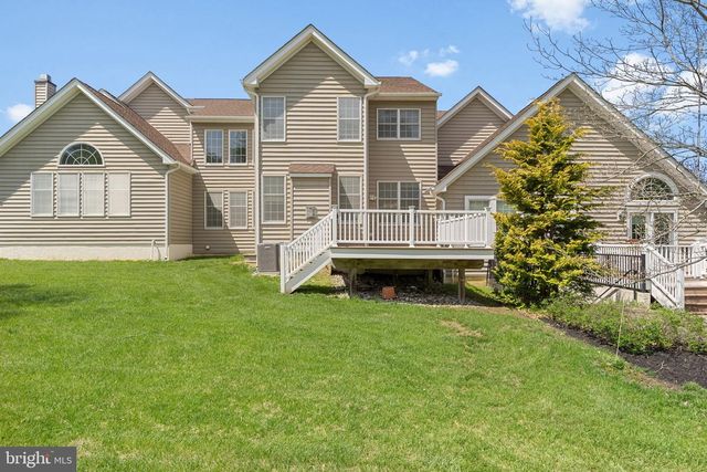 49 SLOAN RD, West Chester, PA 19382