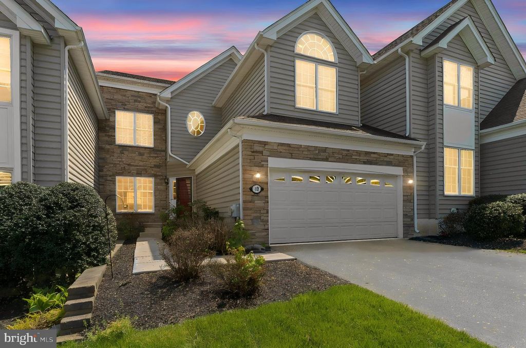 49 SLOAN RD, West Chester, PA 19382