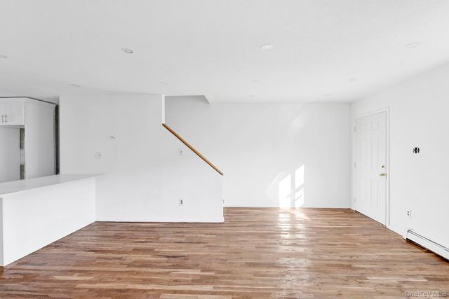 559 Cleveland Street, Brooklyn, NY 11208