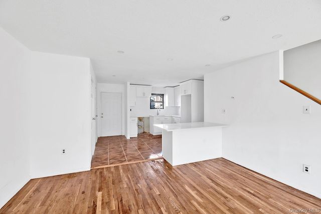 559 Cleveland Street, Brooklyn, NY 11208