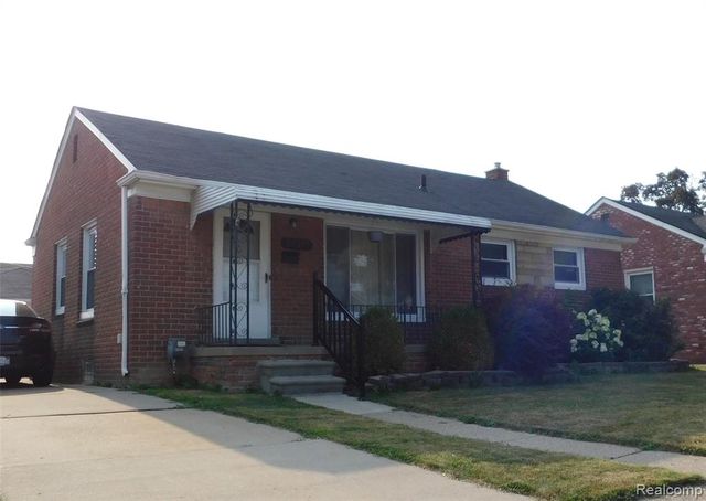 26101 Ronald St, Roseville, MI 48066