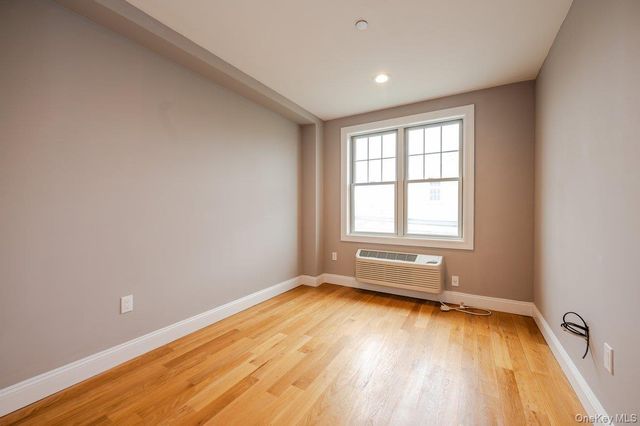 661 W Broadway 503, Long Beach, NY 11561