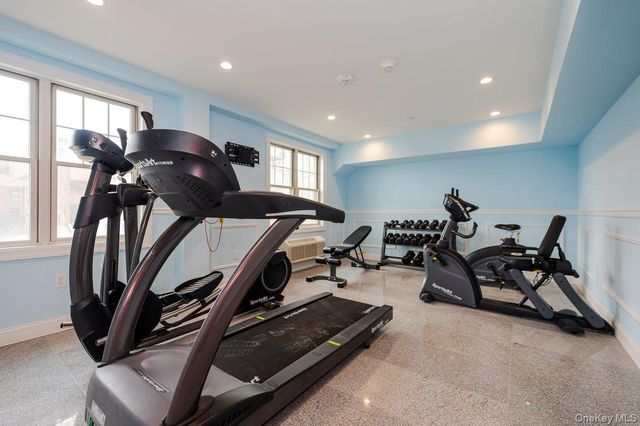 661 W Broadway 503, Long Beach, NY 11561