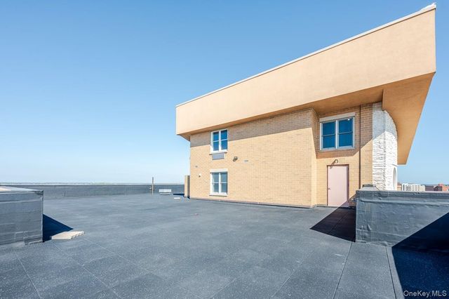 661 W Broadway 503, Long Beach, NY 11561