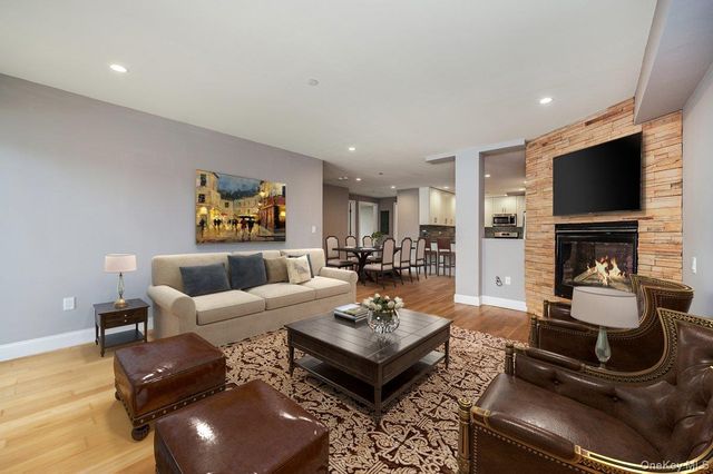 661 W Broadway 503, Long Beach, NY 11561