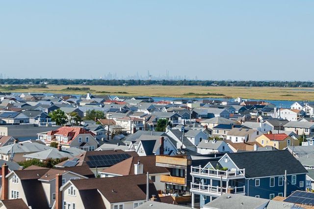 661 W Broadway 503, Long Beach, NY 11561