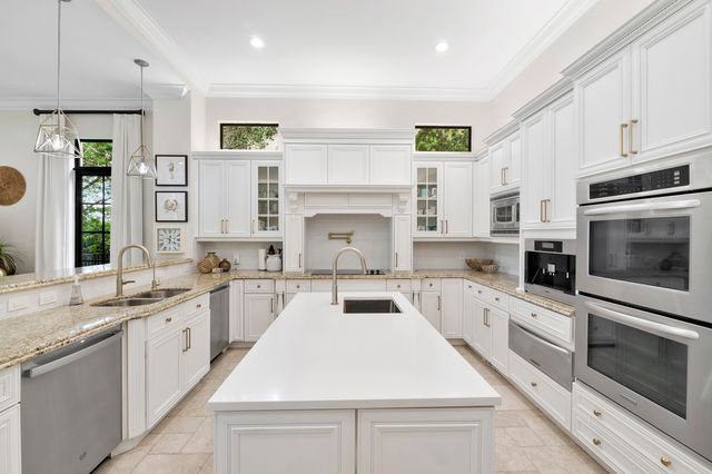 7023 Lost Garden Terrace, Parkland, FL 33076