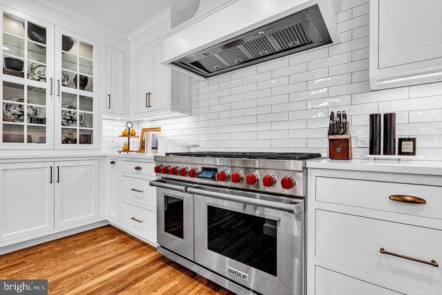 176 ROLLING HILL RD, Skillman, NJ 08558